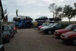 Auto’s op het terrein van Veencars